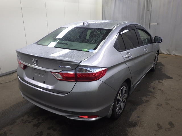 HONDA GRACE 2015