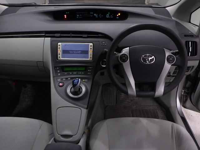 TOYOTA PRIUS 2010