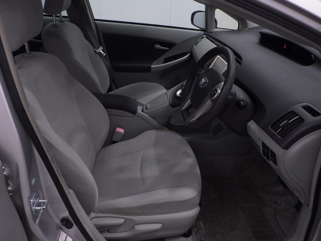 TOYOTA PRIUS 2010
