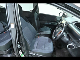 TOYOTA SIENTA 2016