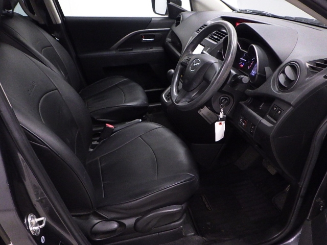 MAZDA PREMACY 2013