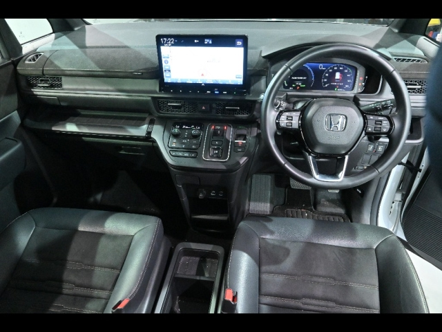 HONDA STEP WAGON 2023