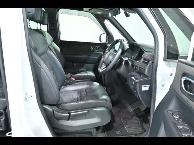 HONDA STEP WAGON 2023