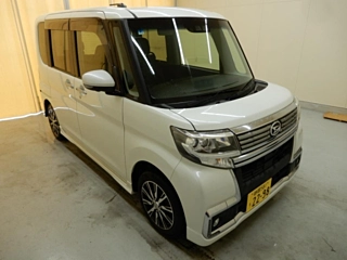 DAIHATSU TANTO 2018