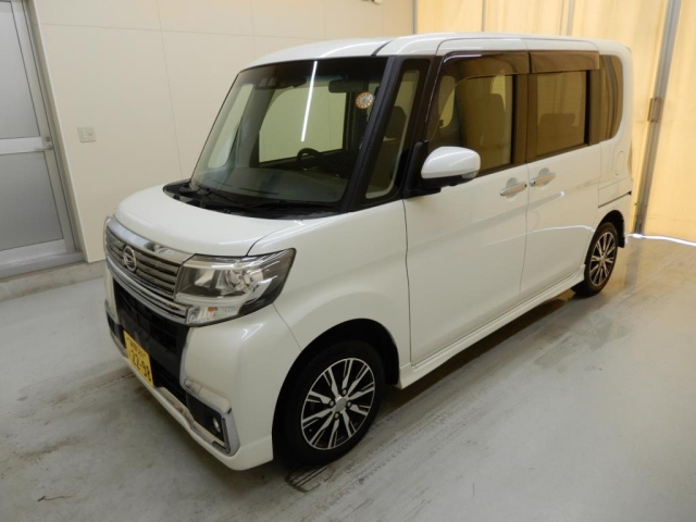DAIHATSU TANTO 2018