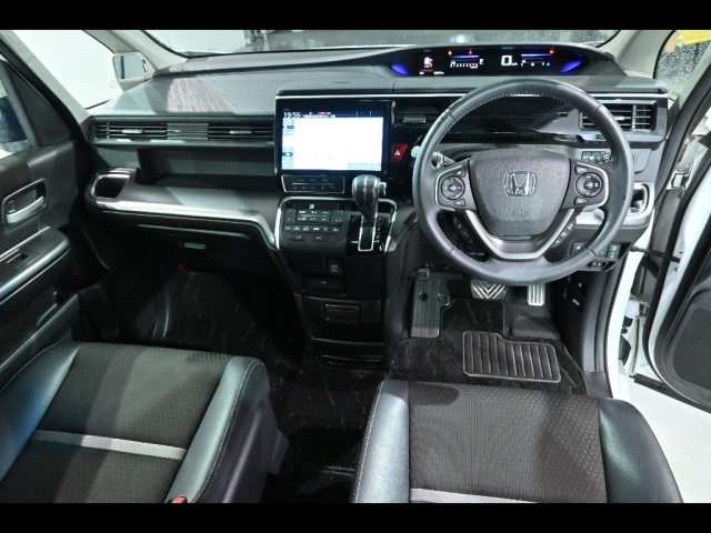 HONDA STEP WAGON 2021