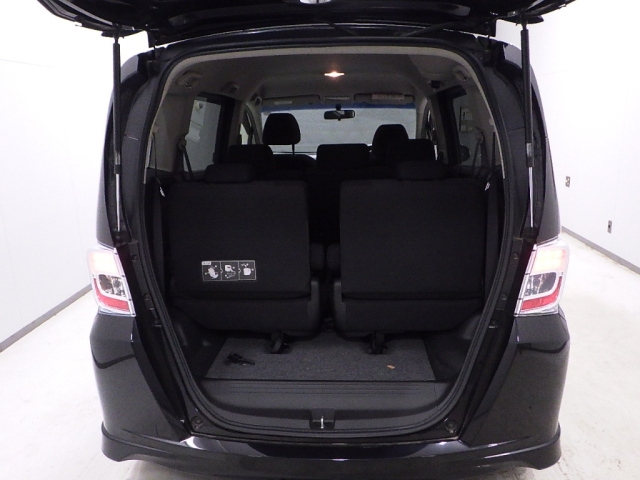 HONDA FREED 2013
