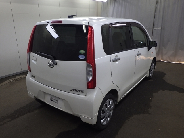 DAIHATSU MOVE 2013