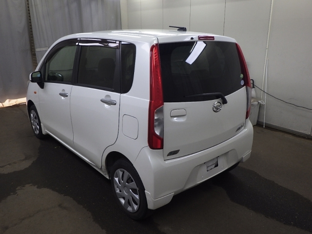 DAIHATSU MOVE 2013