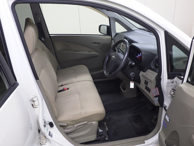 DAIHATSU MOVE 2013