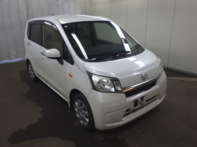 DAIHATSU MOVE 2013