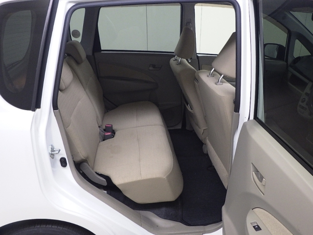 DAIHATSU MOVE 2013