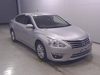 NISSAN TEANA 2015