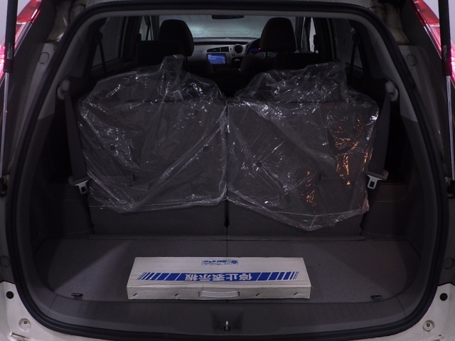 HONDA STREAM 2010
