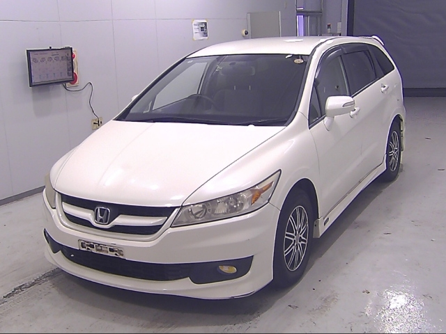 HONDA STREAM 2010