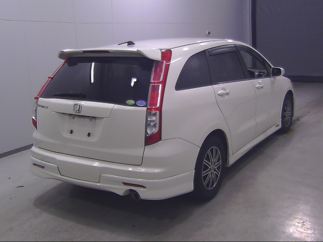 HONDA STREAM 2010