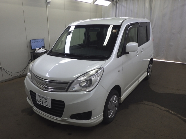 SUZUKI SOLIO 2015