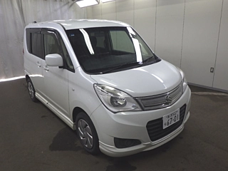 SUZUKI SOLIO 2015
