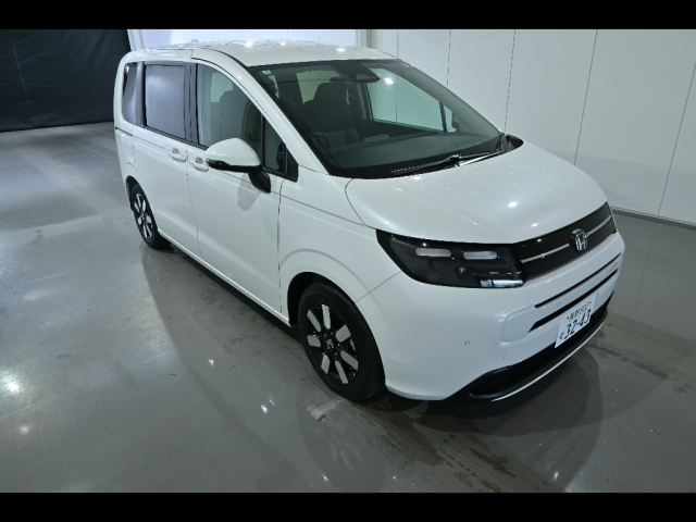 HONDA FREED 2025