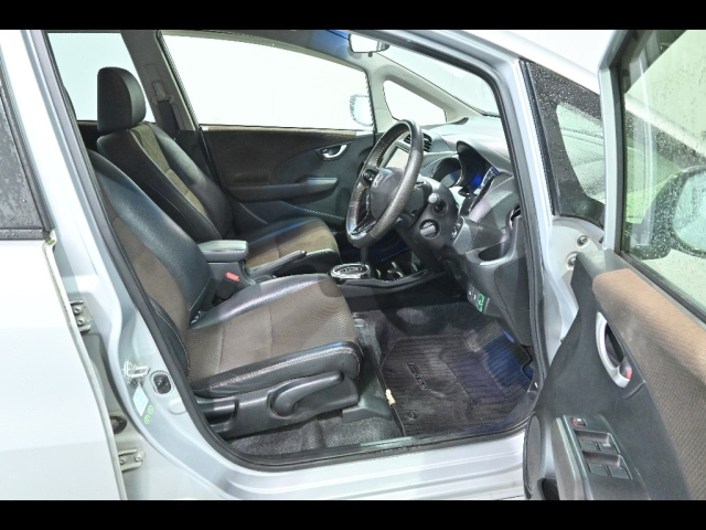HONDA FIT SHUTTLE 2012