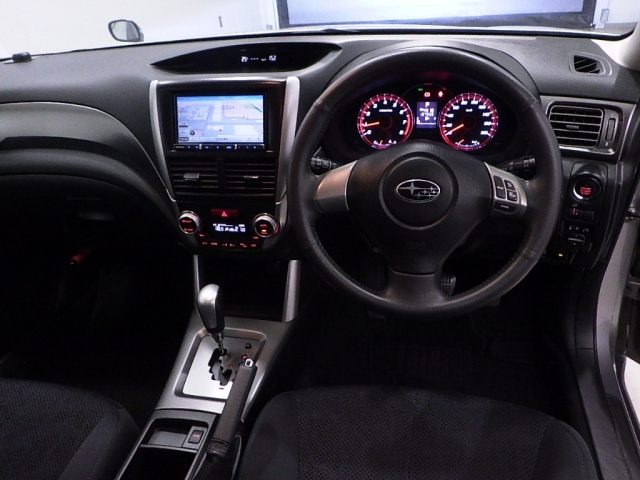 SUBARU FORESTER 2010