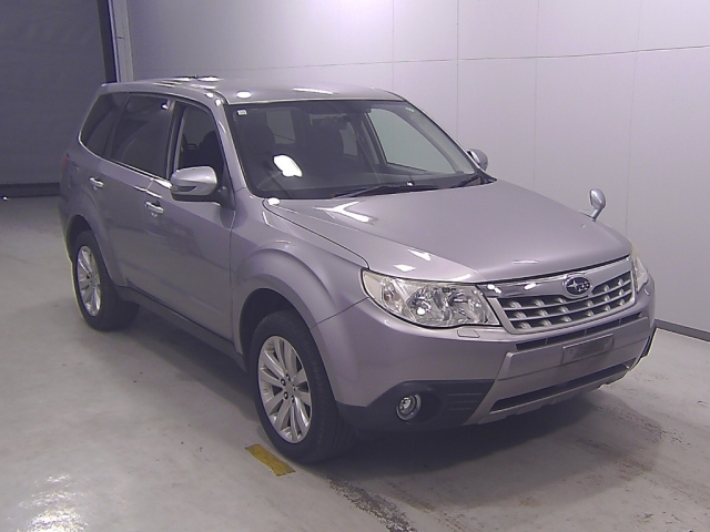 SUBARU FORESTER 2010