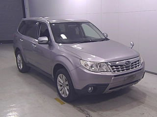SUBARU FORESTER 2010