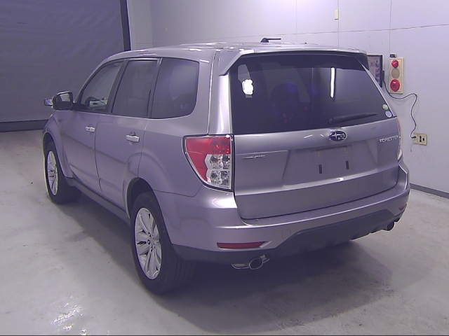 SUBARU FORESTER 2010
