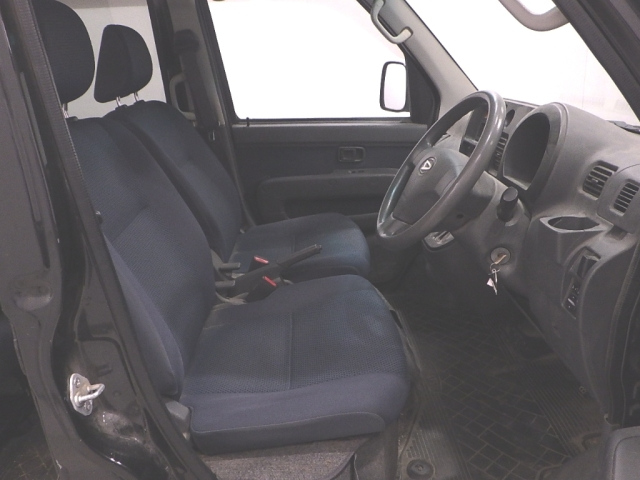 DAIHATSU HIJET VAN 2013