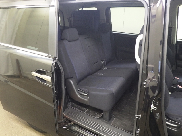 HONDA STEP WAGON 2009