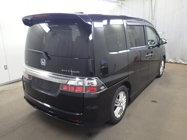 HONDA STEP WAGON 2009