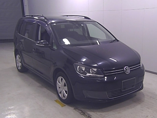 VOLKSWAGEN GOLF TOURAN 2013