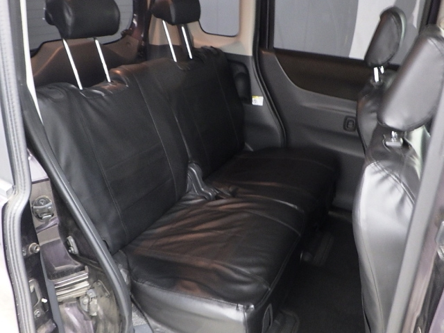 NISSAN ROOX 2012