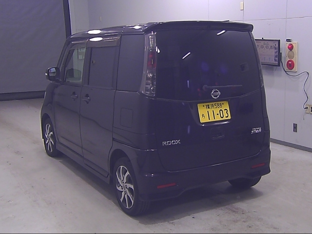 NISSAN ROOX 2012