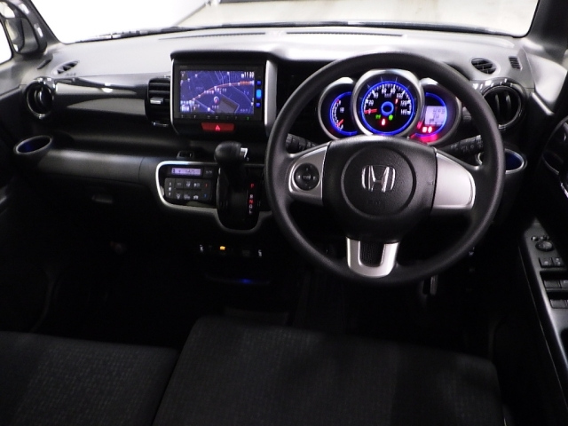 HONDA N BOX 2016