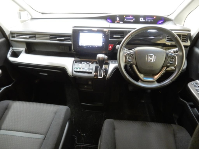 HONDA STEP WAGON 2021