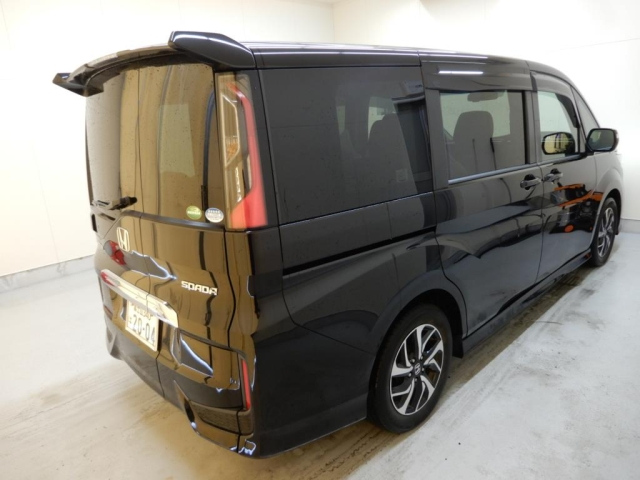 HONDA STEP WAGON 2021