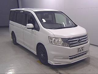 HONDA STEP WAGON 2012