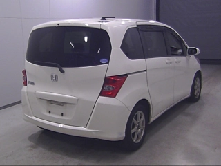 HONDA FREED 2009