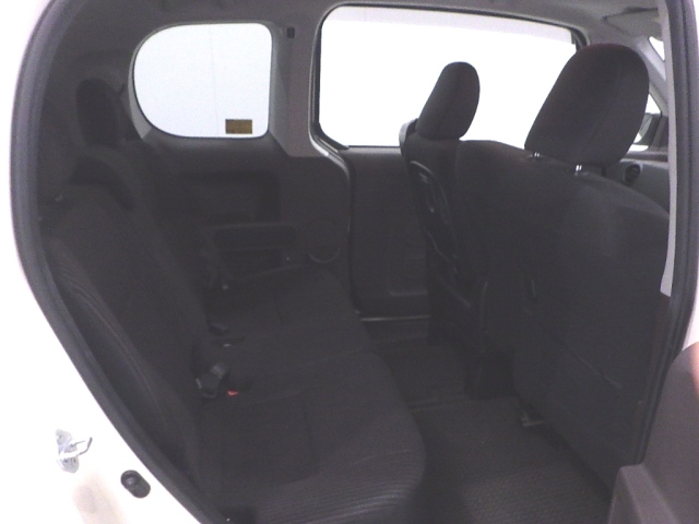 TOYOTA PORTE 2012
