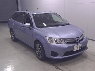 TOYOTA COROLLA FIELDER 2013