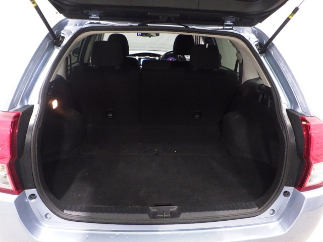 TOYOTA COROLLA FIELDER 2013