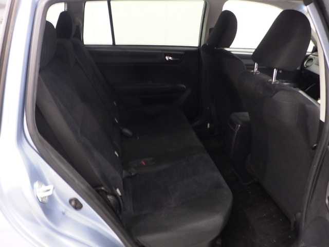 TOYOTA COROLLA FIELDER 2013