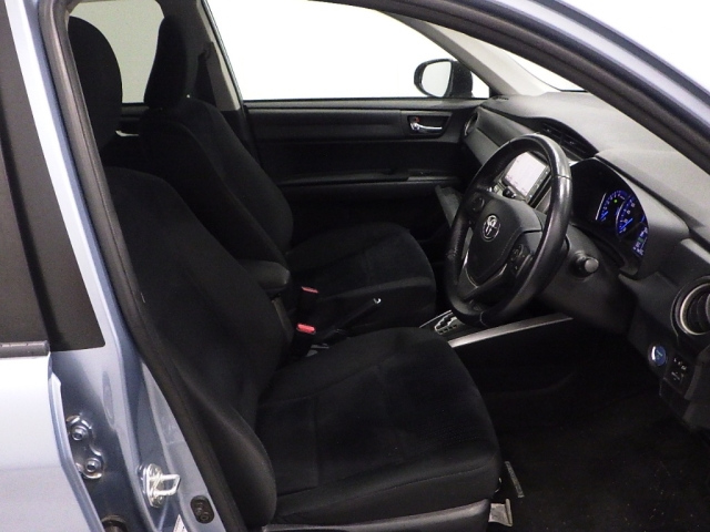TOYOTA COROLLA FIELDER 2013