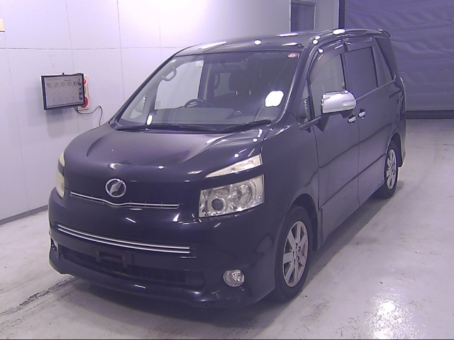 TOYOTA VOXY 2008