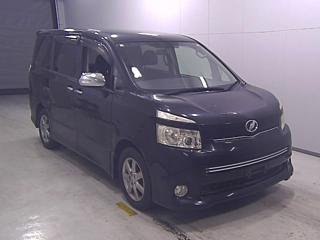 TOYOTA VOXY 2008