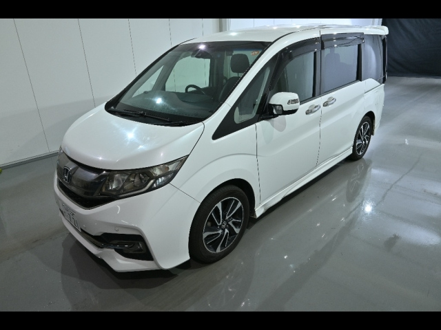 HONDA STEP WAGON 2015