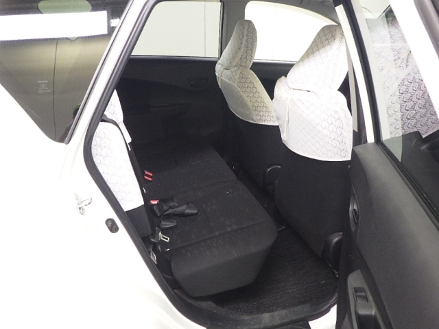 TOYOTA RACTIS 2011