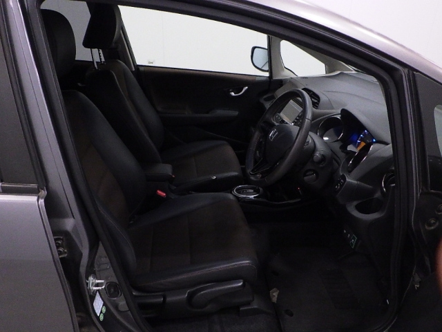 HONDA FIT SHUTTLE 2012