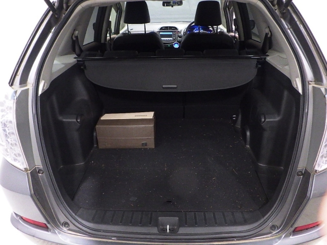 HONDA FIT SHUTTLE 2012